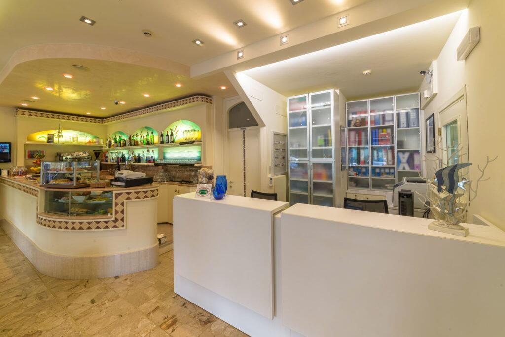 Hotel Airone (Adults Only) Bibione Dış mekan fotoğraf