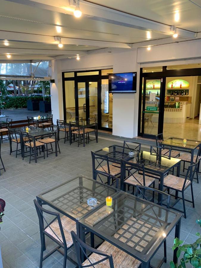 Hotel Airone (Adults Only) Bibione Dış mekan fotoğraf